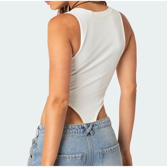 Edikted Women's High Cut Ribbed V Neck Sleeveless Bodysuit White Size XS - Picture 10 of 11